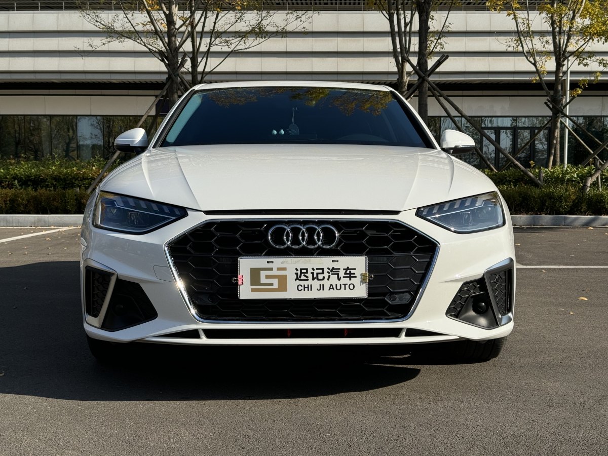 奧迪 奧迪A4L  2022款 40 TFSI 時(shí)尚動(dòng)感型圖片