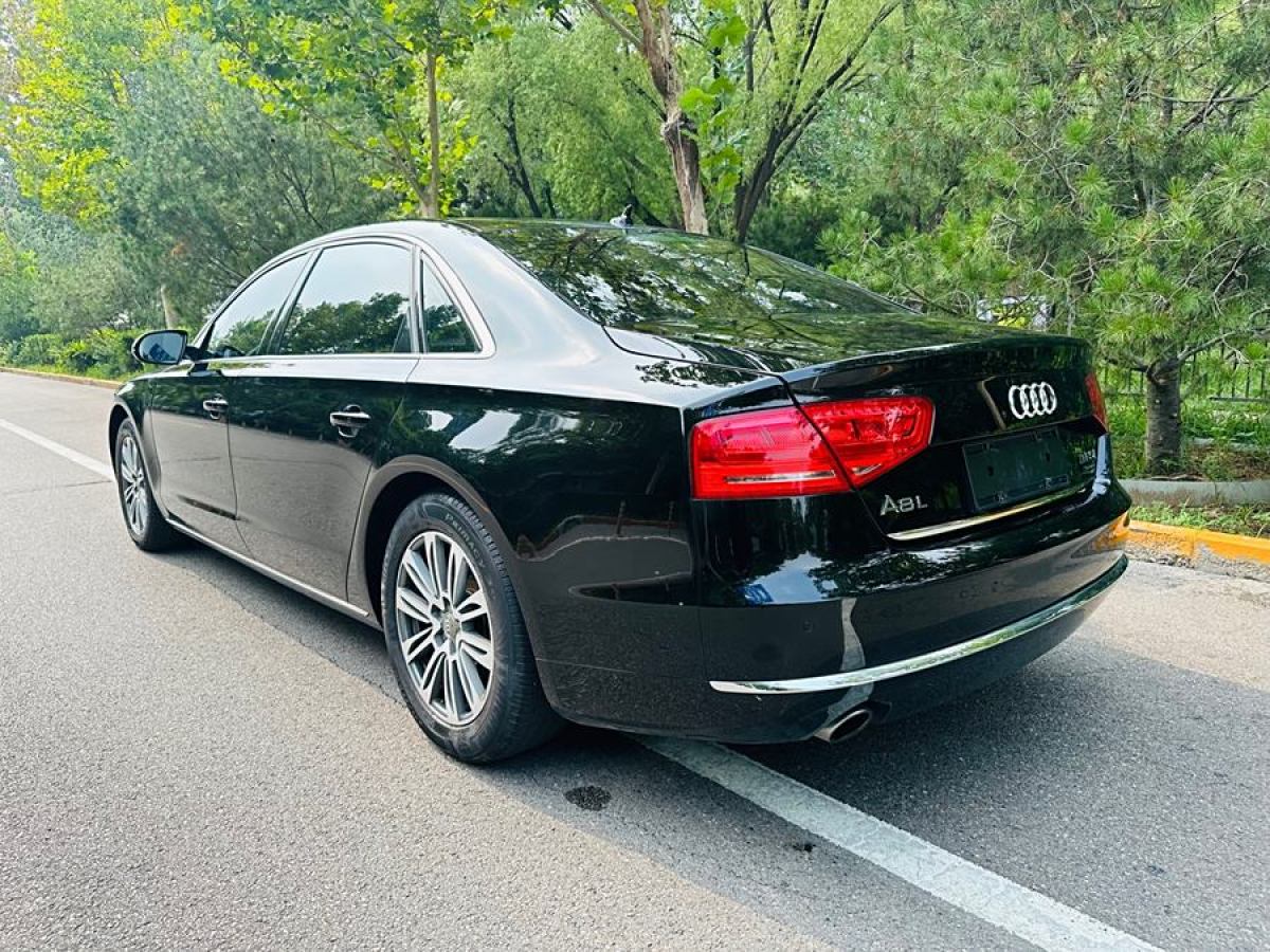 奧迪 奧迪A8  2012款 A8L 45 TFSI quattro豪華型圖片