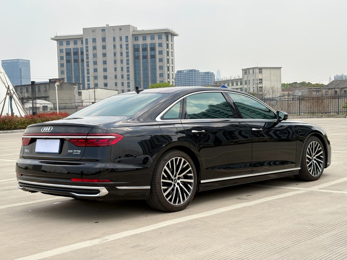奧迪 奧迪A8  2023款 A8L 50 TFSI quattro 臻選型圖片