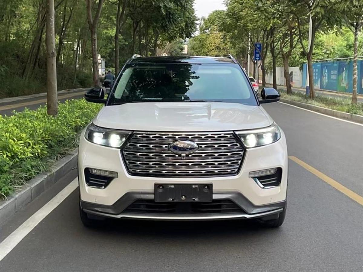 2022年1月福特 探險(xiǎn)者  2023款 EcoBoost 285 四驅(qū)鈦金版 7座