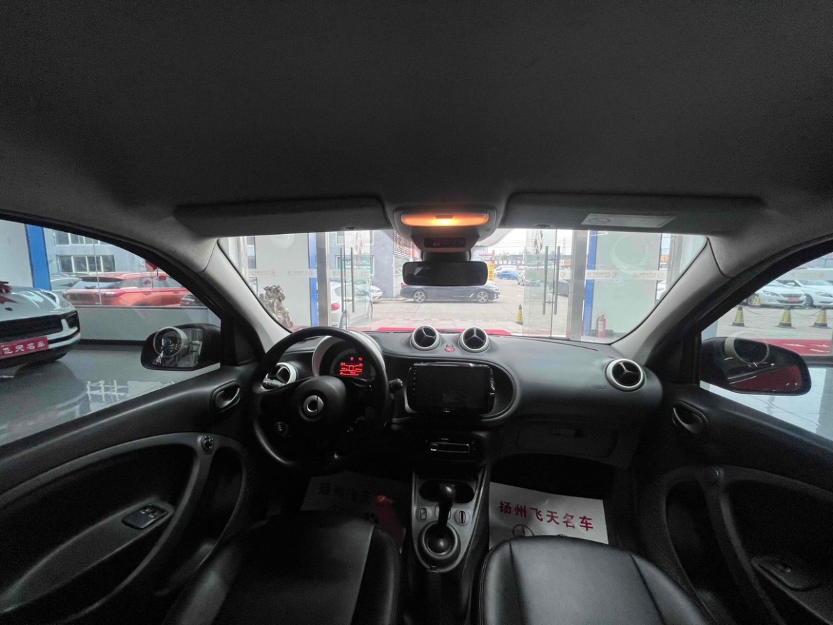 smart forfour  2016款 1.0L 52千瓦靈動版圖片