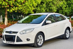 福克斯 福特 三廂 1.6L 自動舒適型