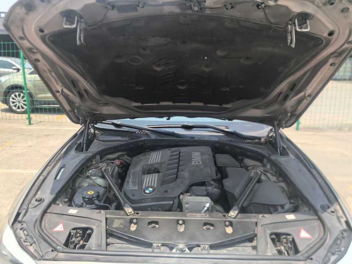 寶馬 寶馬5系  2011款 535i xDrive 3.0T 豪華型圖片