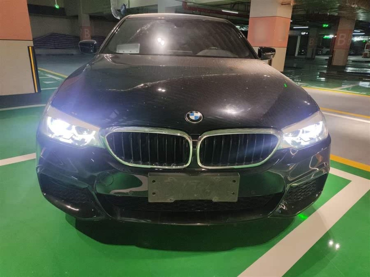 寶馬 寶馬5系  2019款  改款 530Li xDrive M運(yùn)動(dòng)套裝圖片
