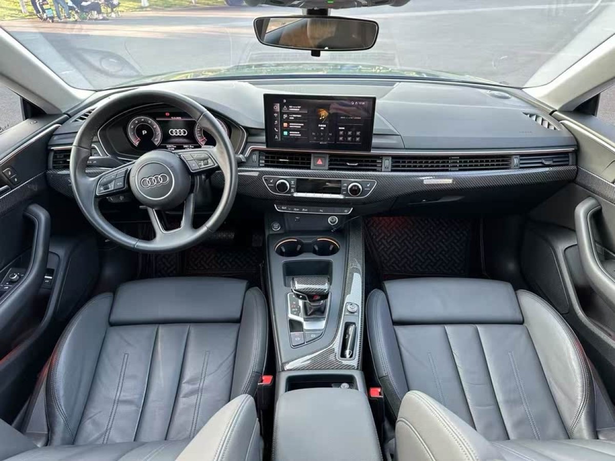 奧迪 奧迪A5  2024款 Sportback 40 TFSI quattro 豪華動(dòng)感型圖片