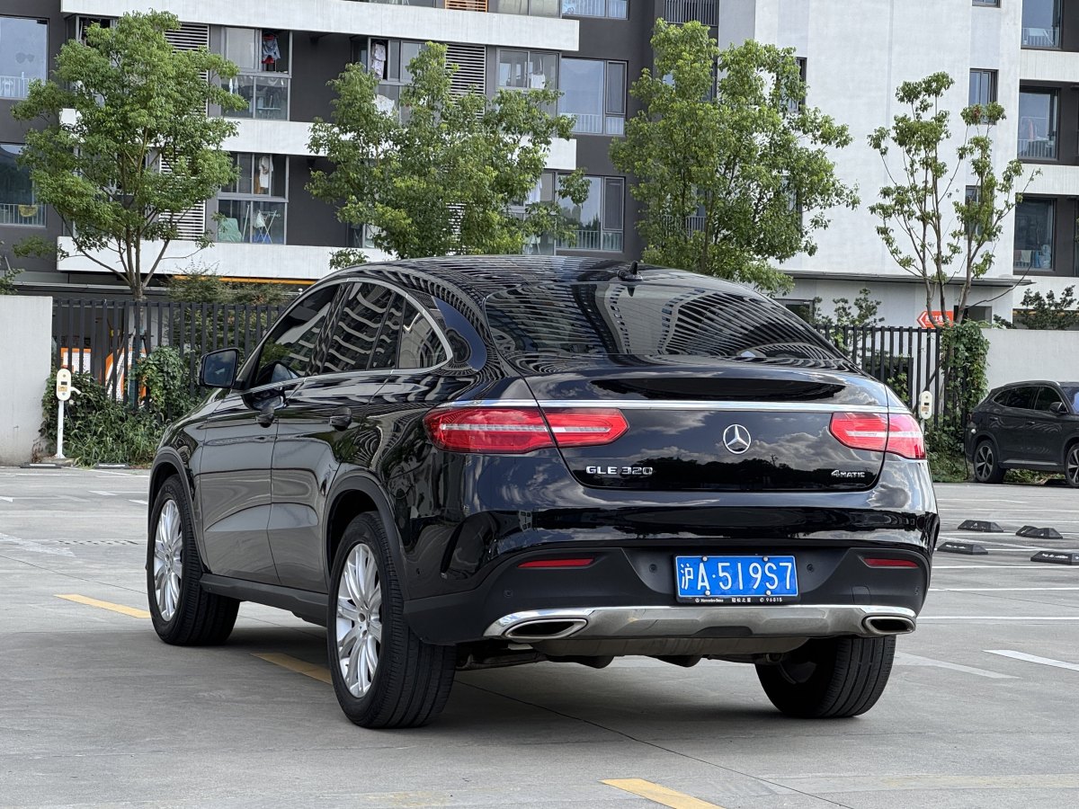 奔驰 奔驰GLE轿跑  2018款 GLE 320 4MATIC 轿跑SUV图片