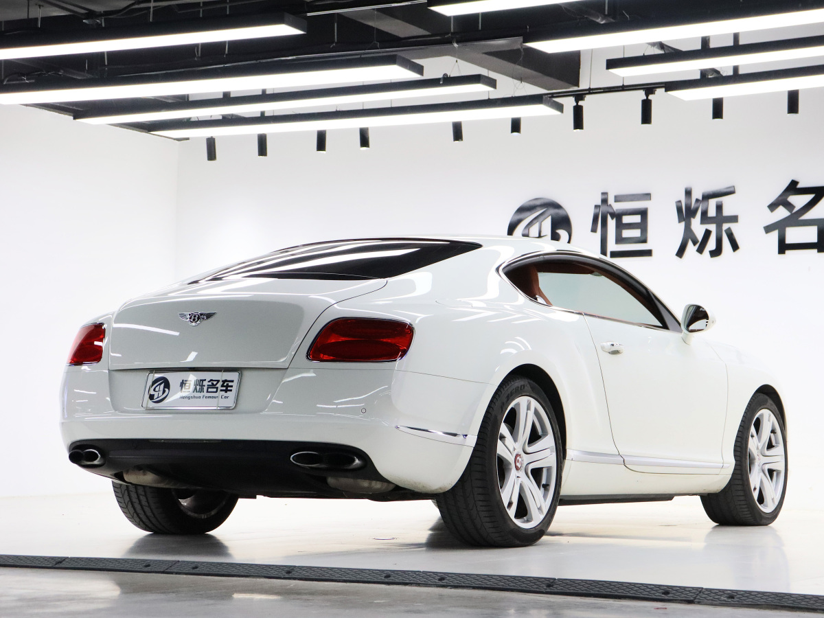 賓利 歐陸  2014款 4.0T GT V8 S 標(biāo)準(zhǔn)版圖片