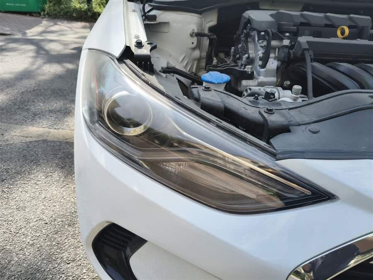 現(xiàn)代 領(lǐng)動(dòng)  2020款 1.5L CVT智炫?精英型圖片