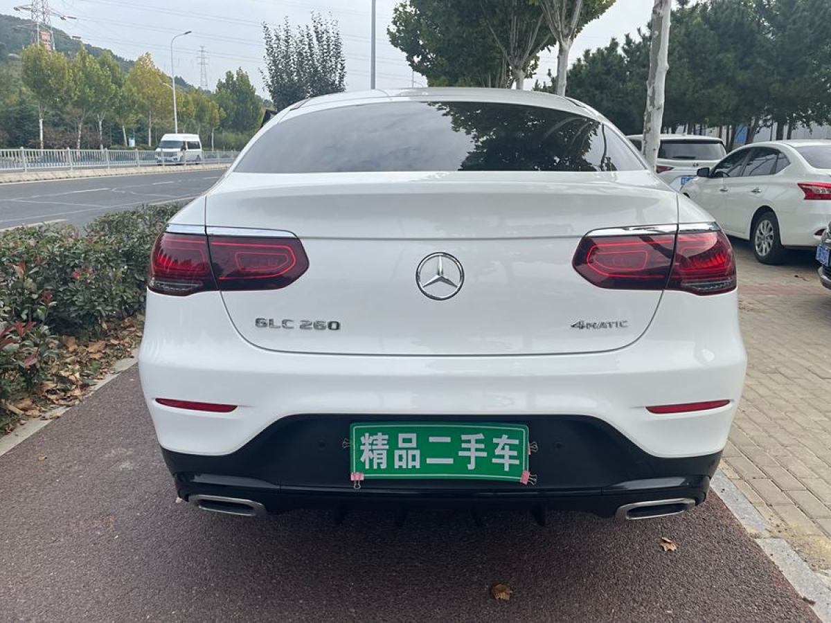 2020年1月奔馳 奔馳GLC  2023款 改款 GLC 260 4MATIC 轎跑SUV