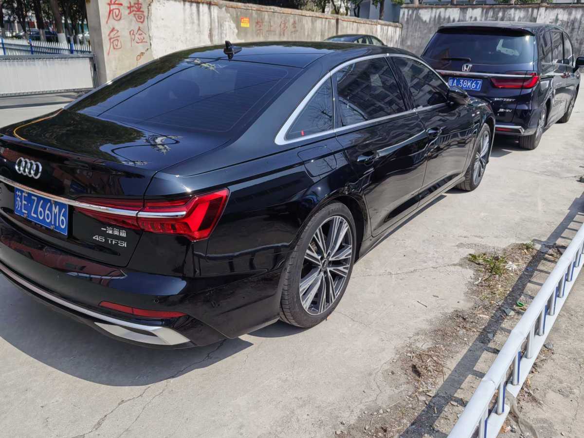 奧迪 奧迪A6L  2024款 45 TFSI 臻選動感型圖片