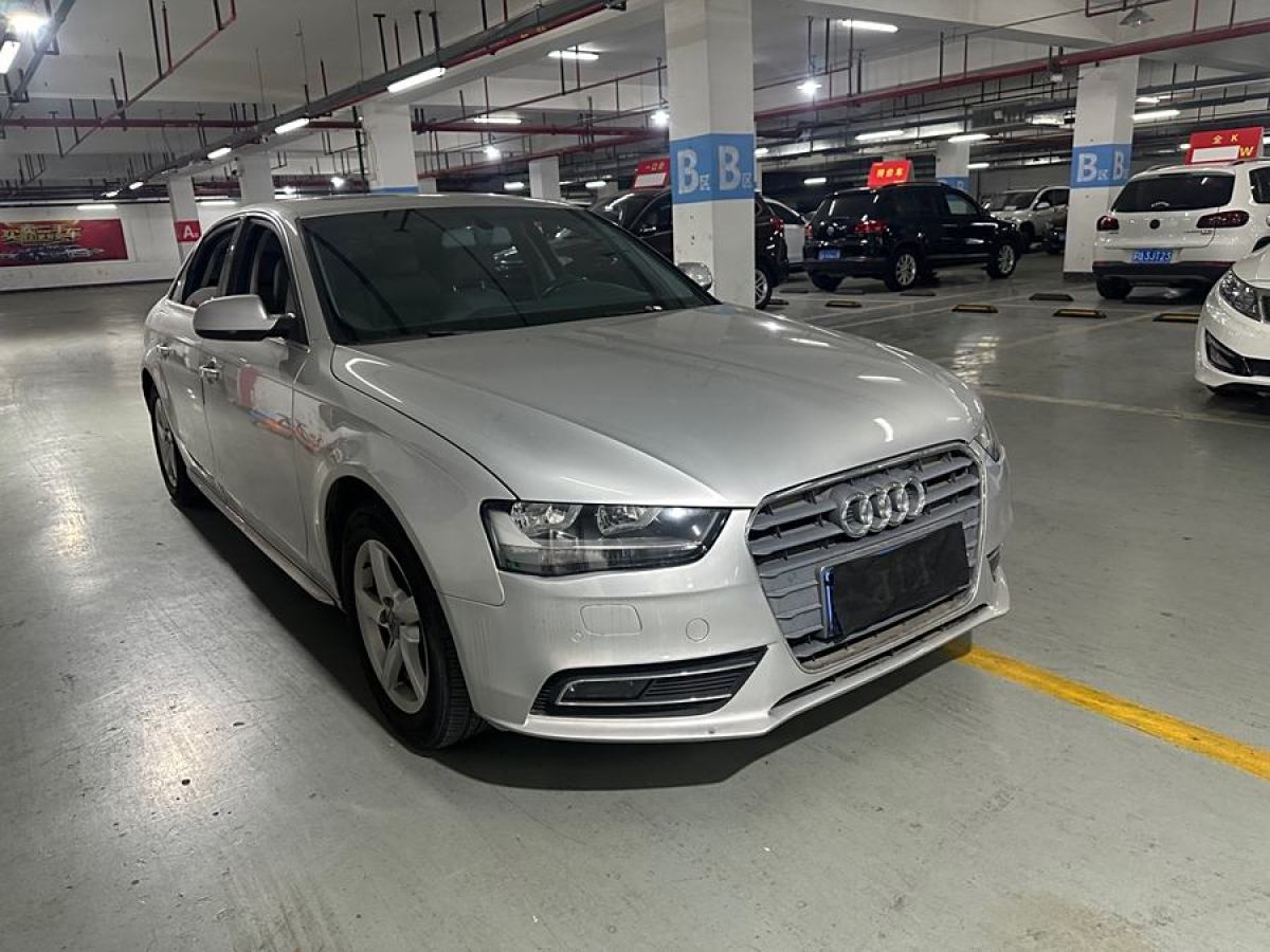 奧迪 奧迪A4L  2013款 30 TFSI 自動舒適型圖片