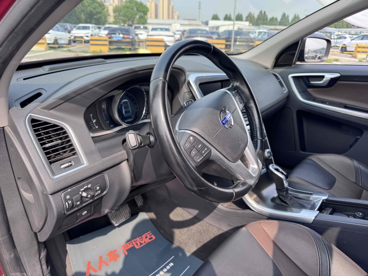 沃爾沃 XC60  2015款 T5 AWD 智遠(yuǎn)版圖片