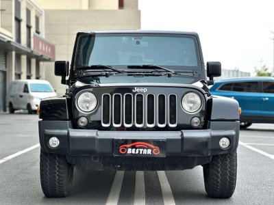 2018年5月 Jeep 牧馬人(進(jìn)口) 3.0L Sahara 四門(mén)舒享版圖片