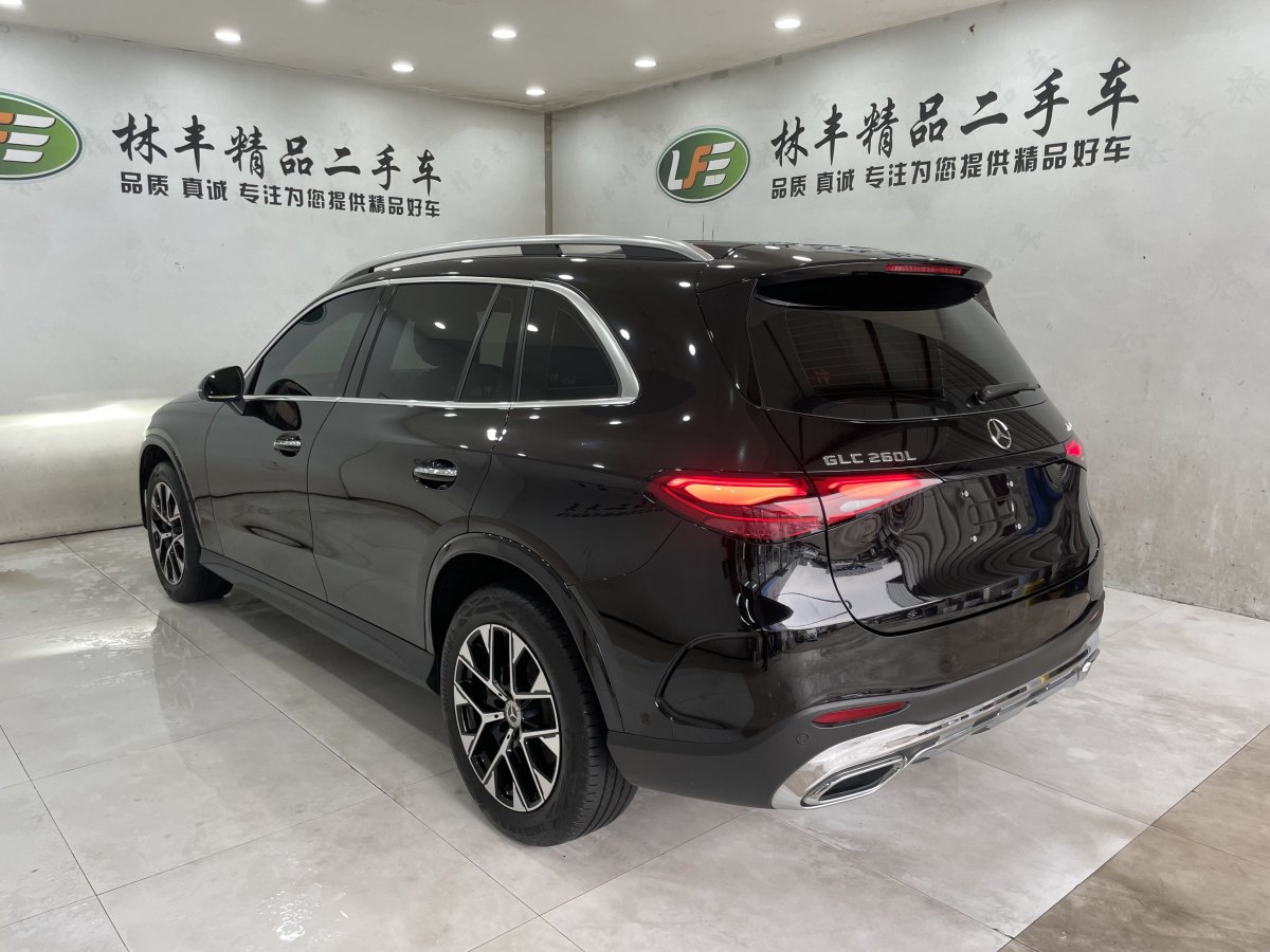 2023年11月奔馳 奔馳GLC  2023款 改款 GLC 260 L 4MATIC 豪華型 5座