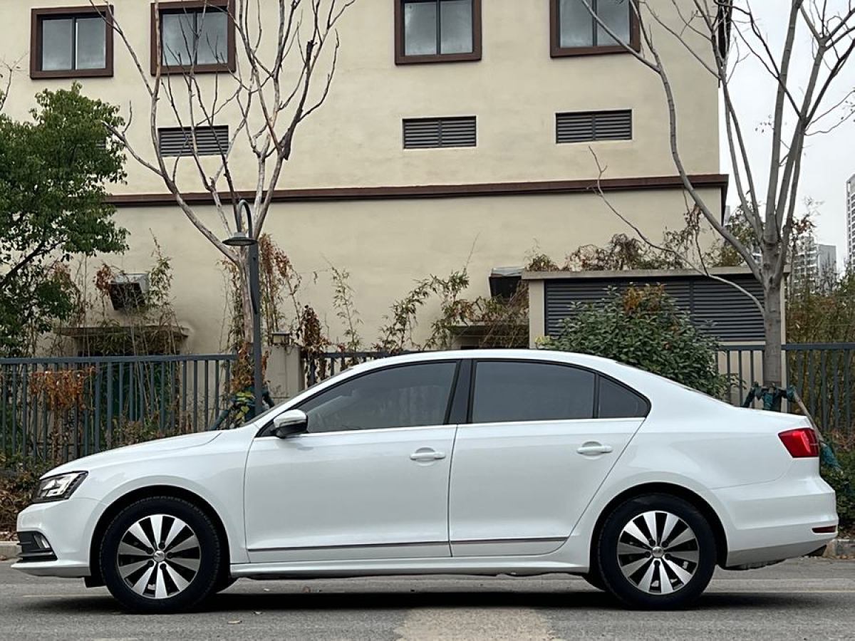 大眾 速騰  2015款 230TSI 手動豪華型圖片