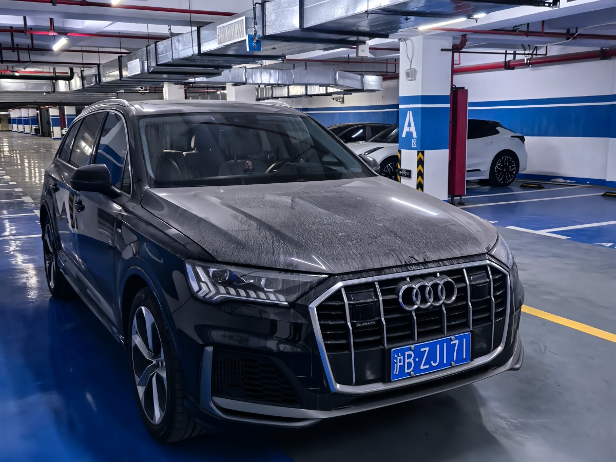 奧迪 奧迪Q7  2024款 55 TFSI quattro S line尊貴型圖片