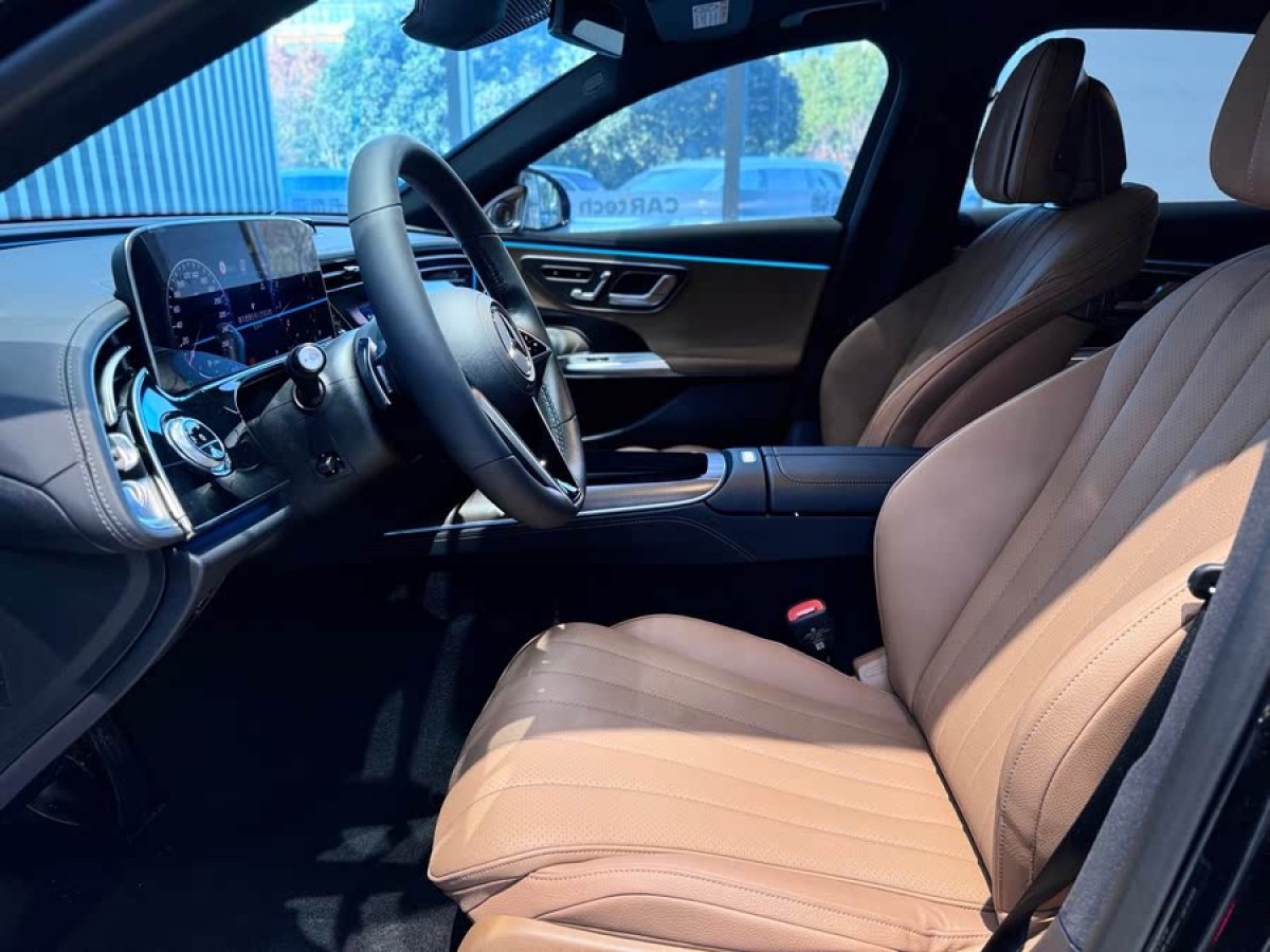 奔馳 奔馳E級(jí)  2025款 改款 E 300 L 豪華型圖片