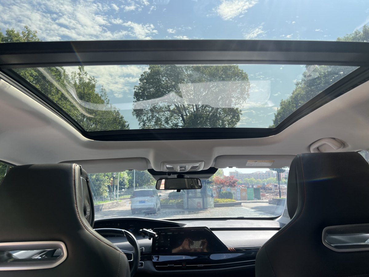 長安 長安UNI-K  2021款 2.0T 尊貴型圖片