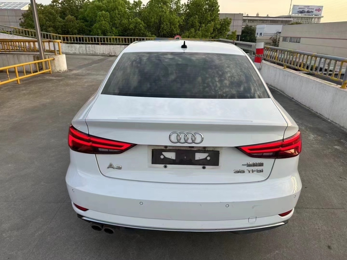 奧迪 奧迪A3  2019款 Limousine 35 TFSI 進(jìn)取型 國V圖片