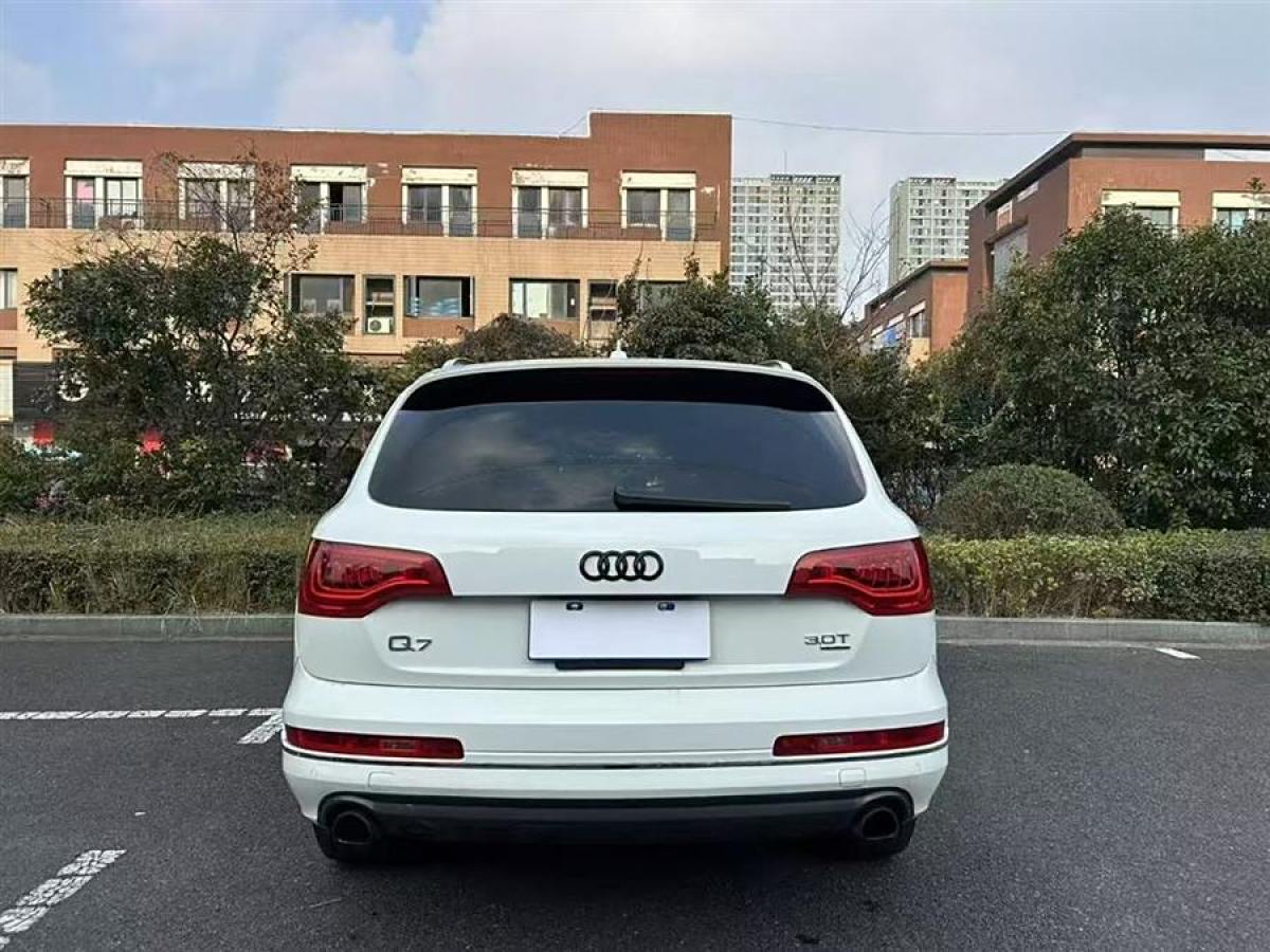 奧迪 奧迪Q7  2015款 35 TFSI 進(jìn)取型圖片