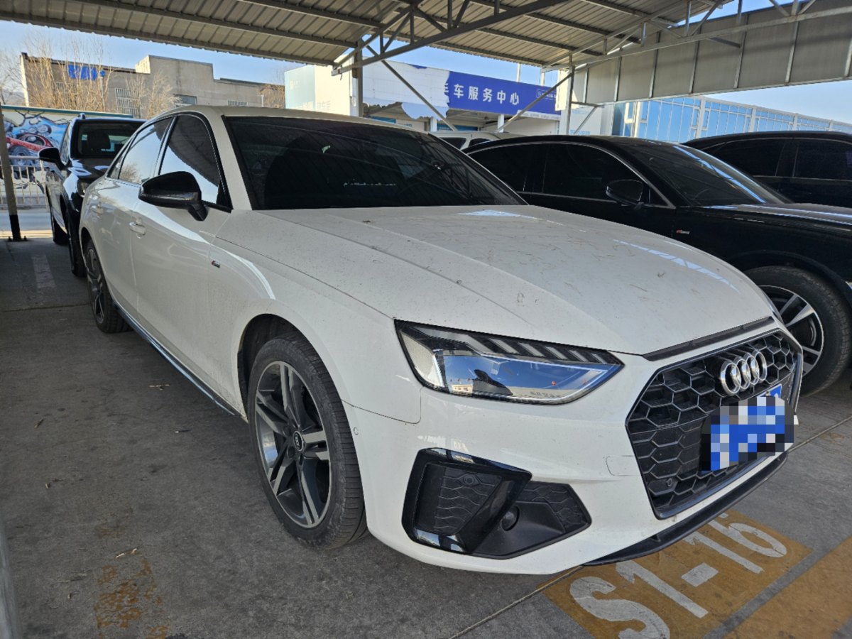 奧迪 奧迪A4L  2022款 40 TFSI 豪華動(dòng)感型圖片