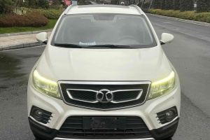 X55 北汽紳寶 1.5T CVT豪華版