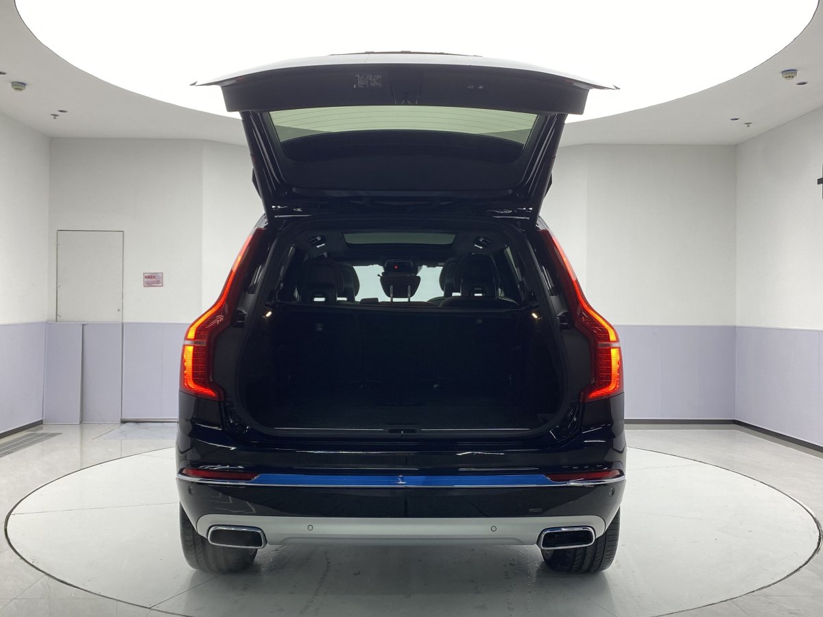 2020年11月沃爾沃 XC90  2024款 B6 智逸豪華版 7座