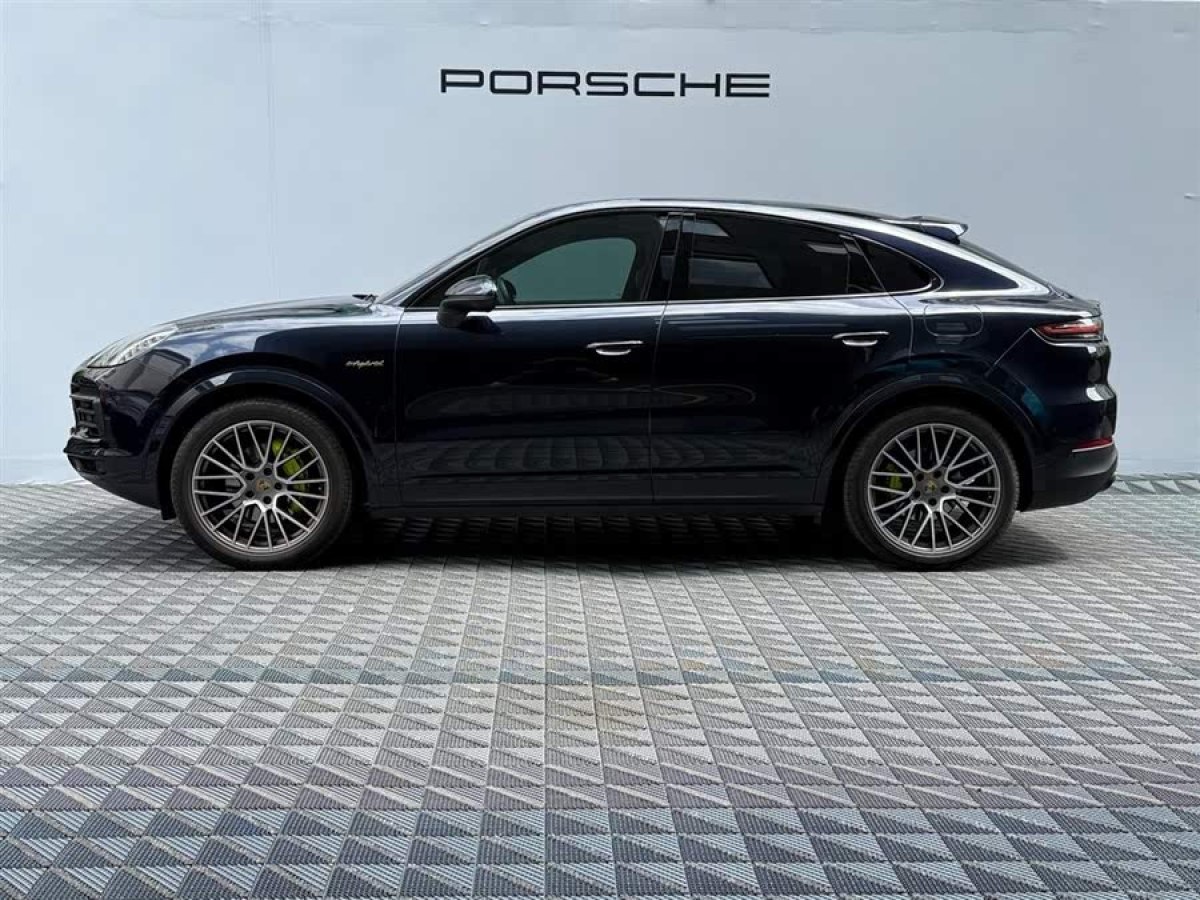 保時捷 Cayenne新能源  2023款 Cayenne E-Hybrid Coupé 2.0T 鉑金版圖片