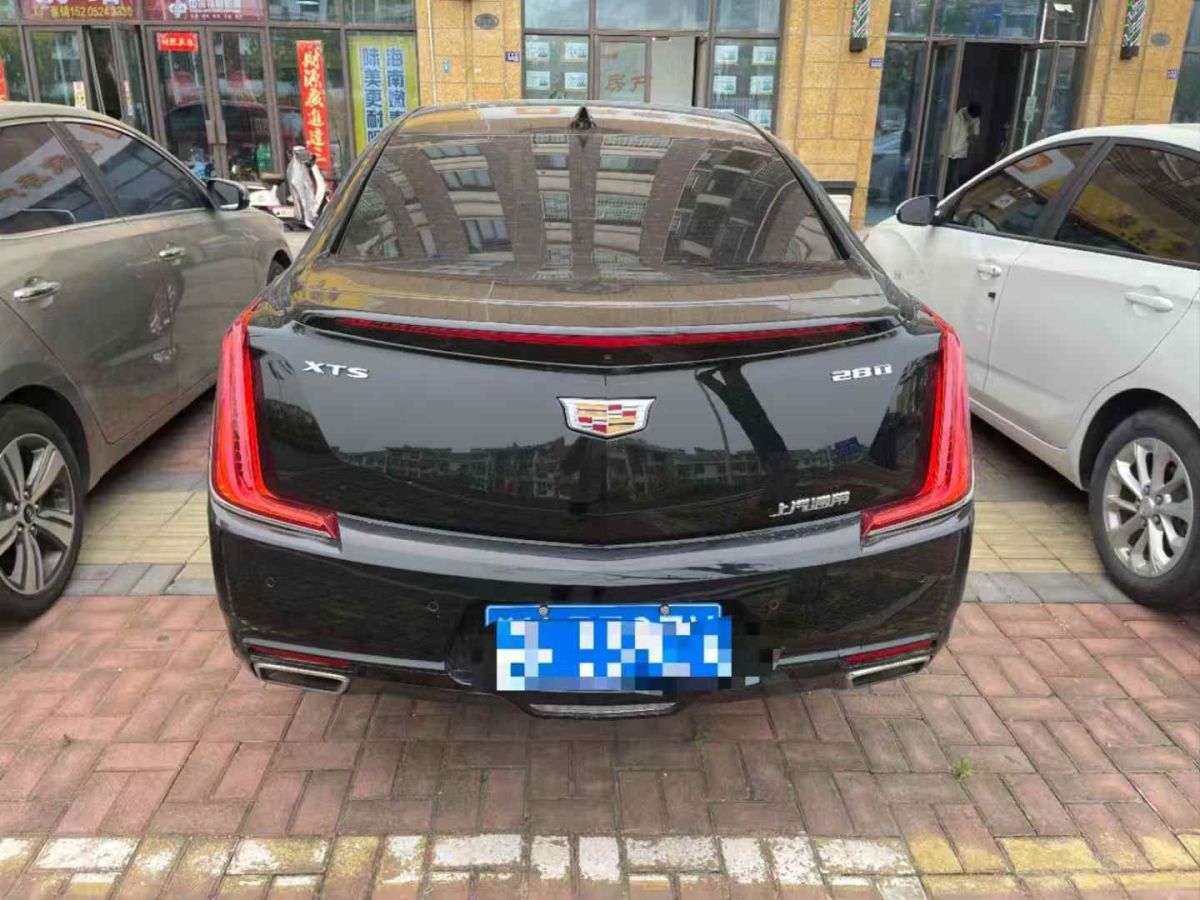凱迪拉克 XTS 圖片