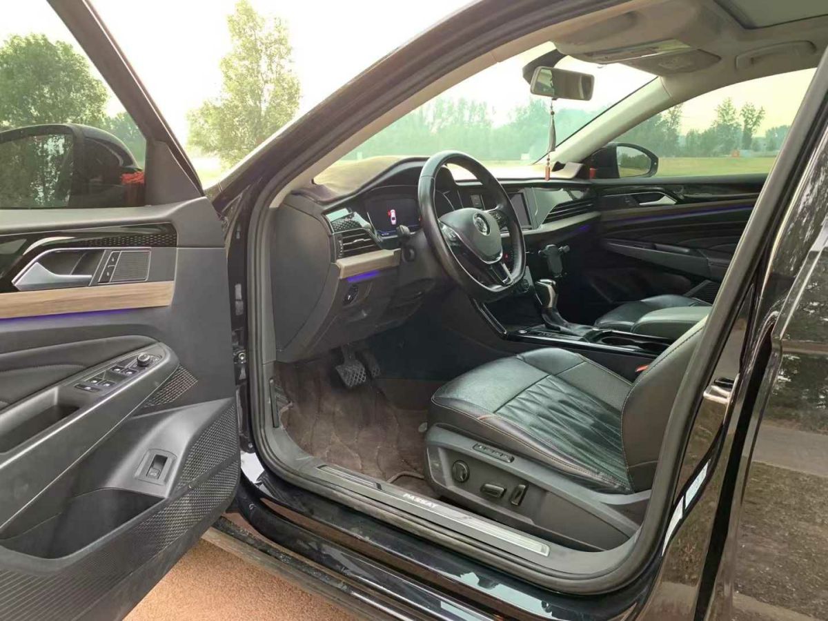 大眾 帕薩特  2019款 330TSI 豪華版圖片