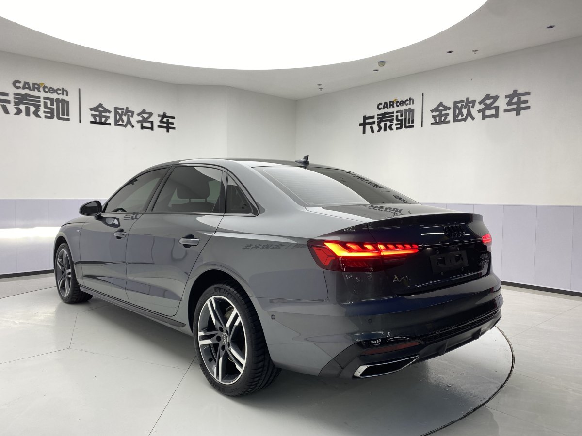 2022年10月奧迪 奧迪A4L  2022款 40 TFSI 豪華動(dòng)感型