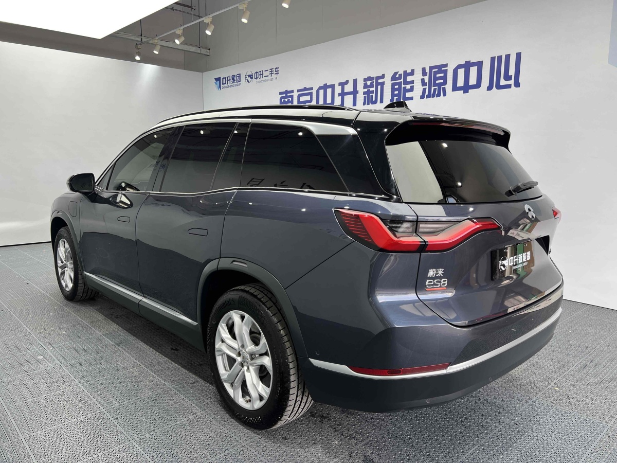 蔚來 ES8  2020款 580KM 基準(zhǔn)版 六座版圖片