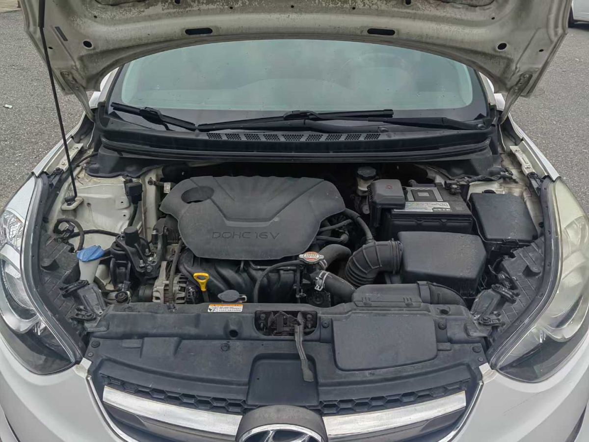 現(xiàn)代 朗動  2015款 1.6L 自動時尚型圖片