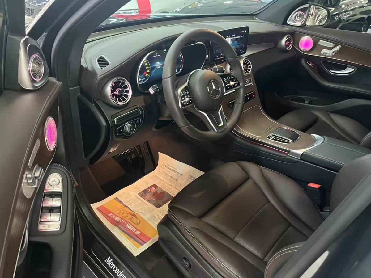 奔馳 奔馳GLC  2022款 GLC 300 4MATIC 轎跑SUV 豪華版圖片