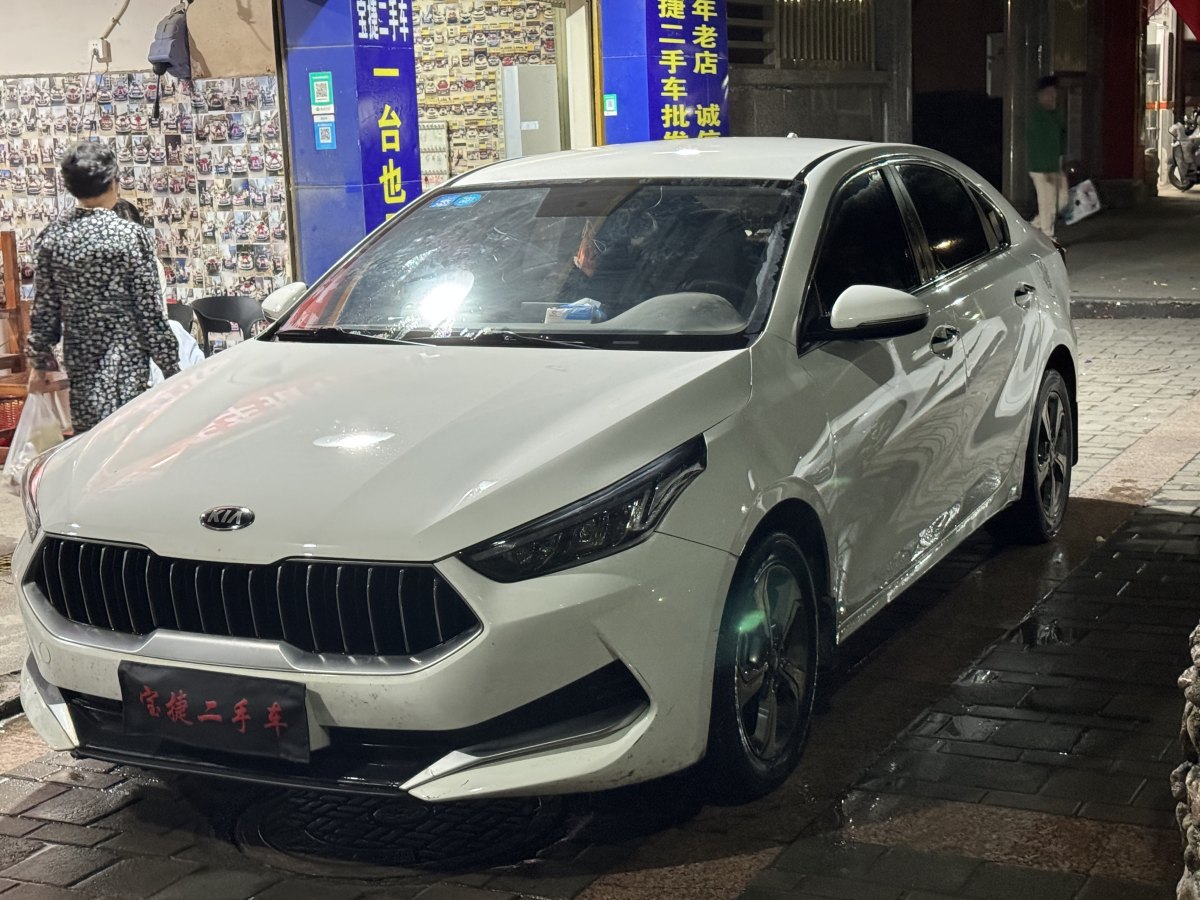 起亞 K3  2019款  1.5L CVT新銳版圖片