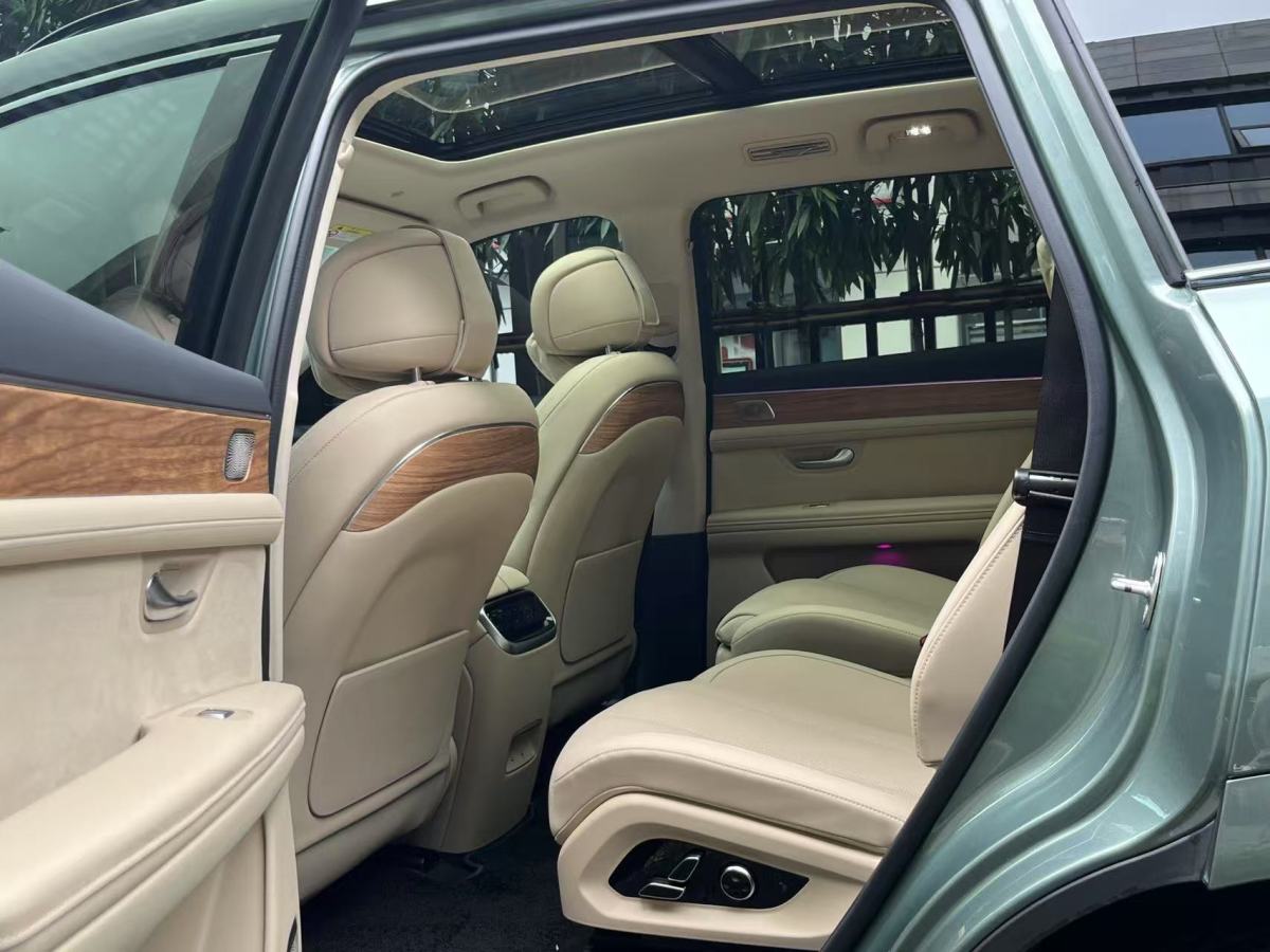 智界汽車 智界S7  2024款 Max 后驅(qū)長航智駕版圖片