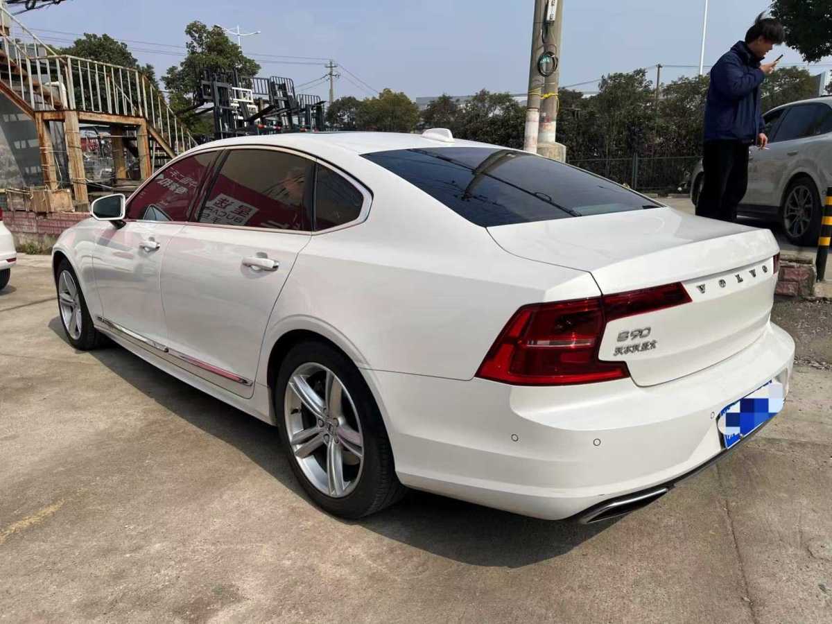 沃爾沃 S90  2019款 T5 智遠(yuǎn)版圖片