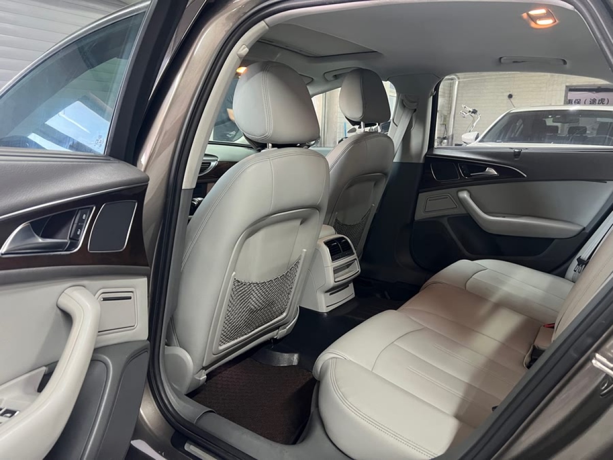 奧迪 奧迪A6L  2012款 TFSI 標(biāo)準(zhǔn)型圖片