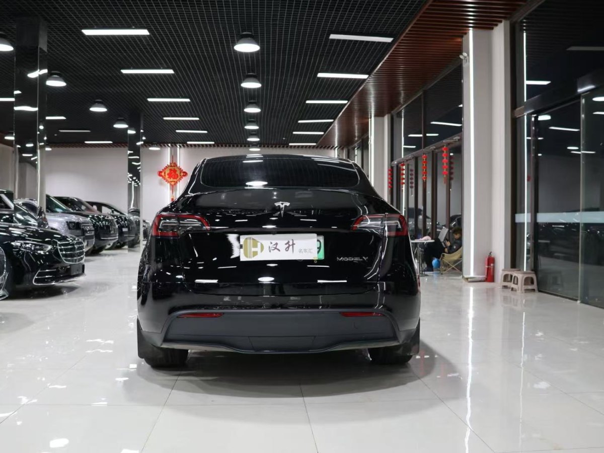 特斯拉 Model 3  2023款 長(zhǎng)續(xù)航煥新版 雙電機(jī)全輪驅(qū)動(dòng)圖片