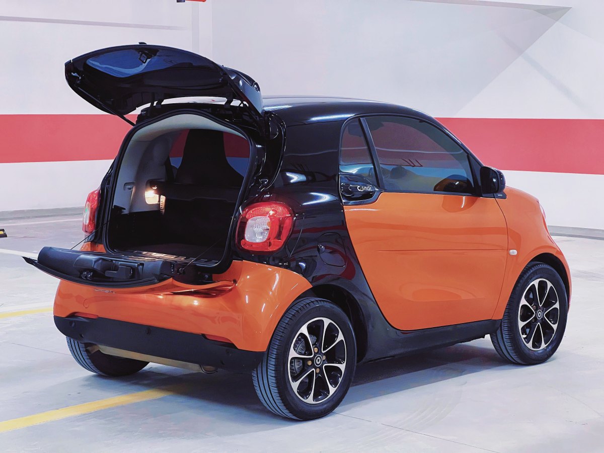 smart fortwo  2011款 1.0 MHD 硬頂激情版圖片