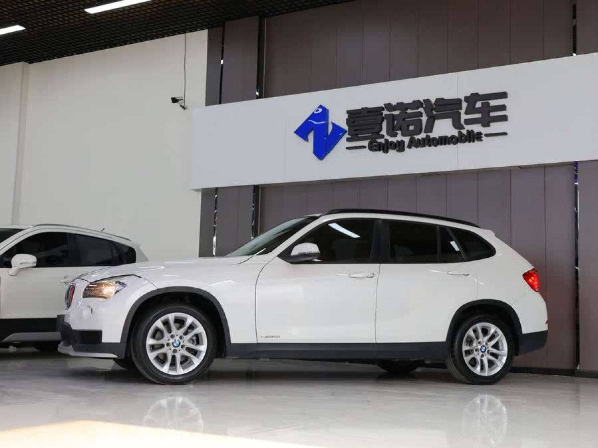 寶馬 寶馬X1  2015款 sDrive18i 時(shí)尚晉級版圖片
