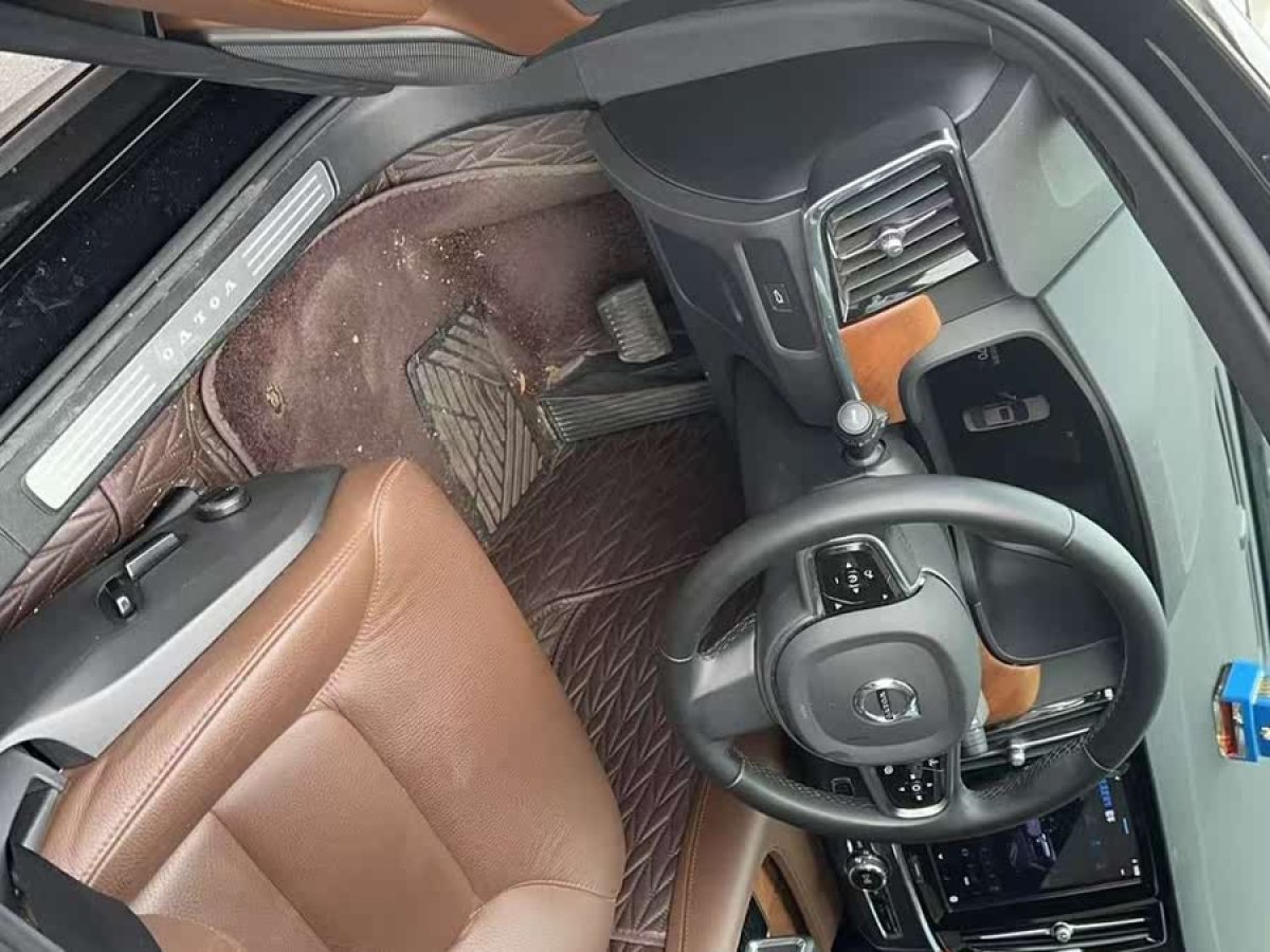 沃爾沃 S90  2023款 B5 智逸豪華版圖片