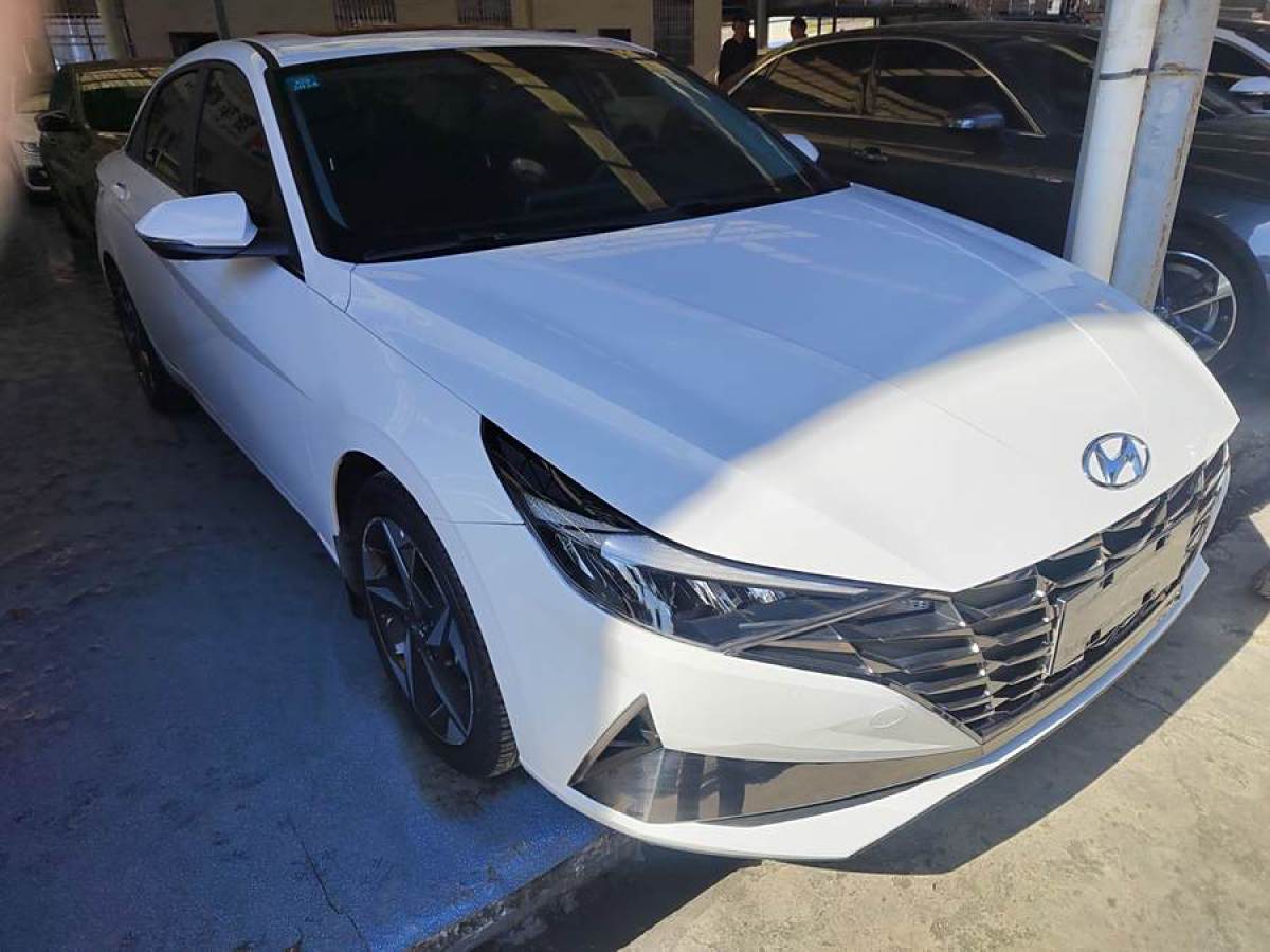 現(xiàn)代 伊蘭特  2022款 1.5L CVT GLX精英版圖片