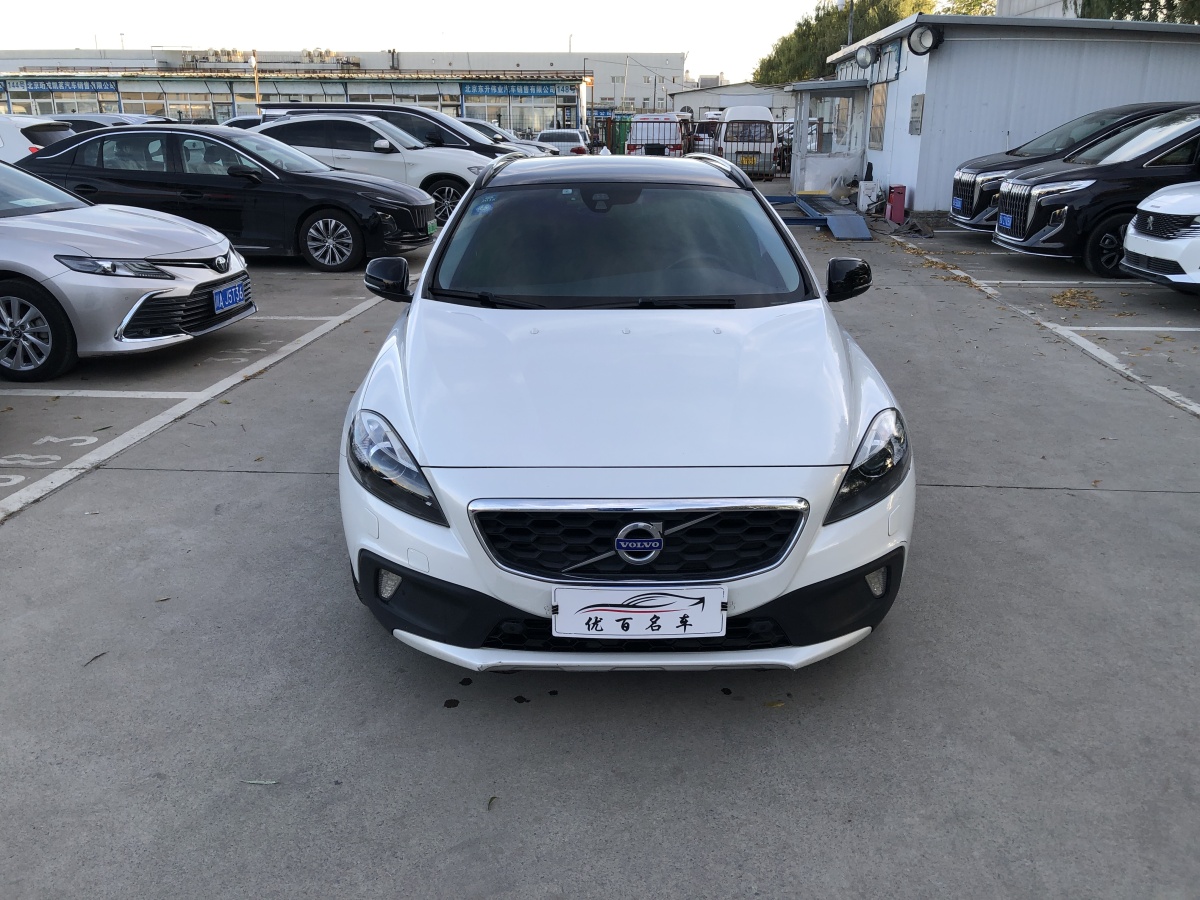 沃爾沃 V40  2014款 Cross Country T5 AWD 智雅版圖片