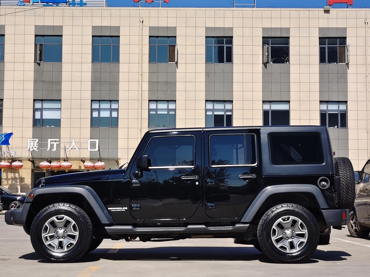 2013年5月Jeep 牧馬人  2013款 3.6L Rubicon 四門版