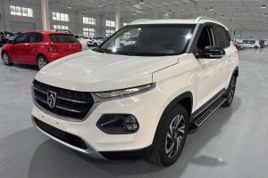 510 宝骏 1.5L 手动豪华型