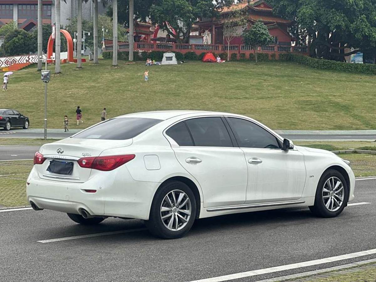 英菲尼迪 Q50L  2015款 2.0T 悅享版圖片