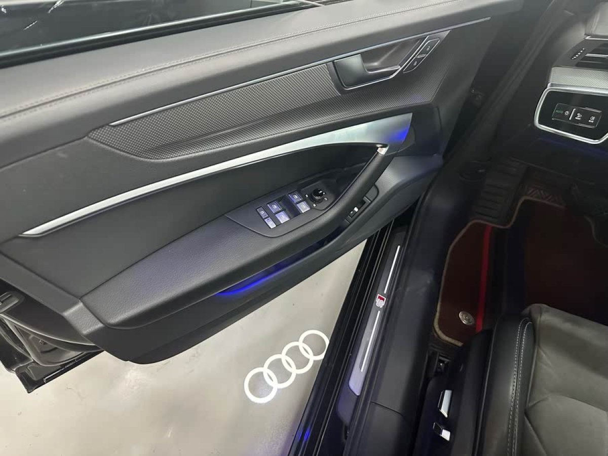 奧迪 奧迪A6L  2023款 改款 40 TFSI 豪華動感型圖片