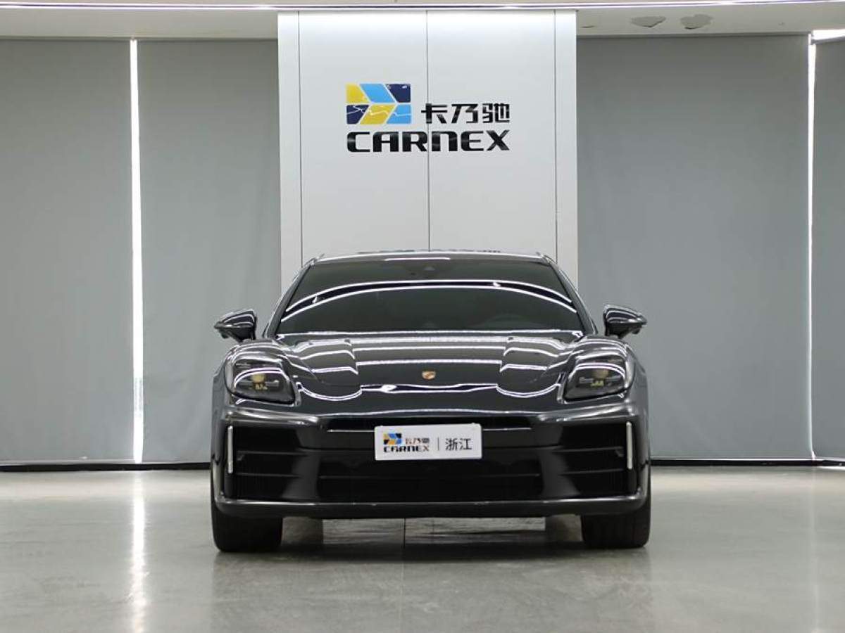 2024年8月保時(shí)捷 Panamera  2024款 Panamera 行政加長(zhǎng)版 2.9T