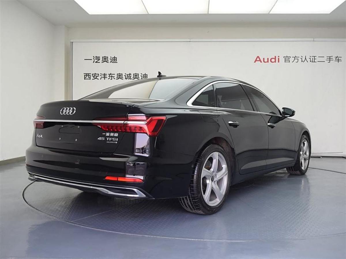 奧迪 奧迪A6L  2023款 改款 45 TFSI quattro 臻選致雅型圖片